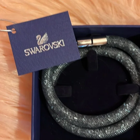 Swarovski Blue and Silver Bracelet - Picture 5 of 7